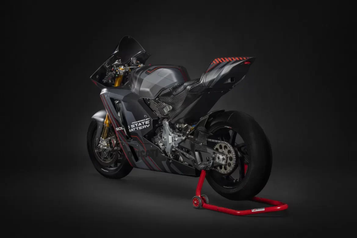 Ducati acelera hacia el futuro: filtran patente de su nueva moto eléctrica