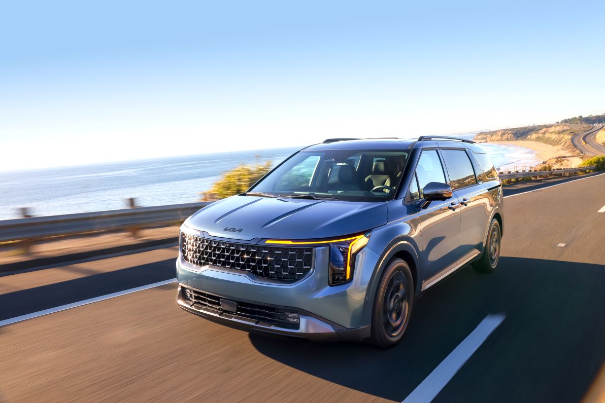 Kia conquista el terreno aventurero y se gana un lugar entre los «Mejores Vehículos de Aventura» según un reconocido medio