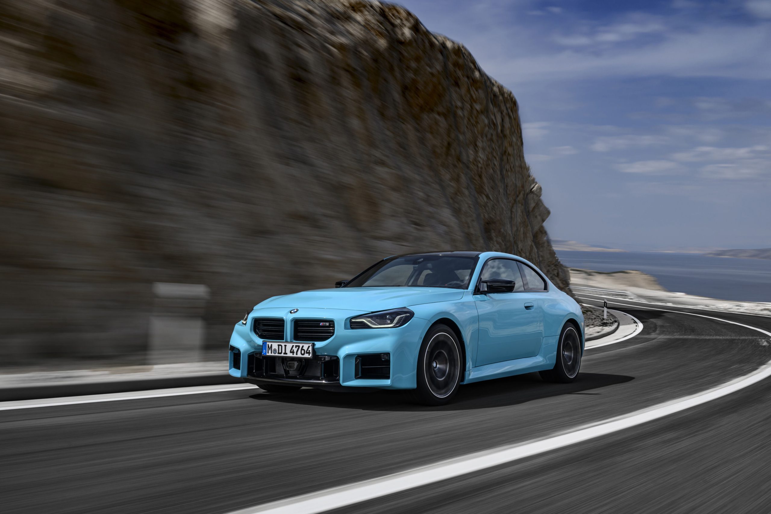 BMW M2 xDrive 2026: más potencia, más tracción y la misma esencia deportiva de siempre
