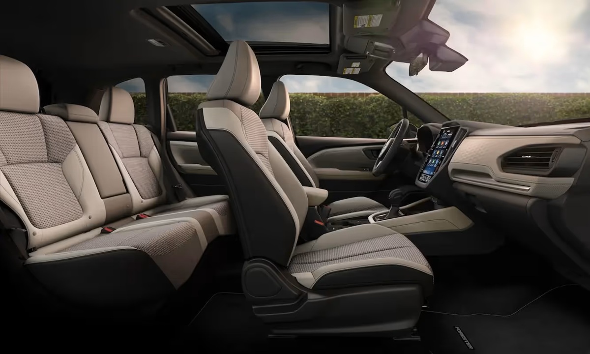 ¿Cuáles son los 5 SUVs compactos del 2026 con el mejor espacio de cabina para adultos altos?