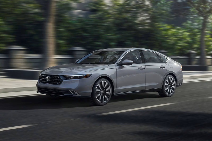 Cuales son los 5 híbridos del 2026 con la transición más suave entre motor eléctrico y de gasolina
