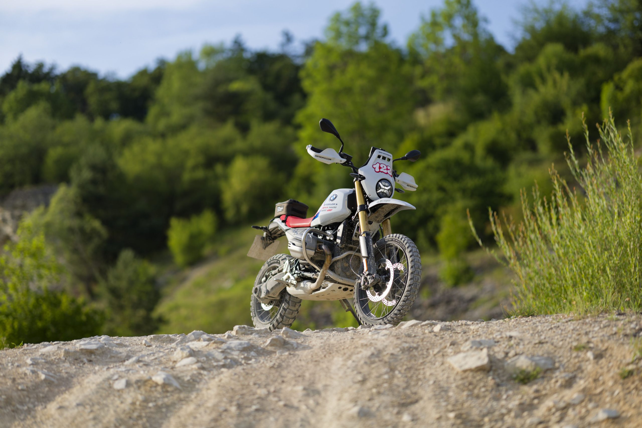 BMW R 12 G/S revive el espíritu aventurero con un estilo clásico y tecnología de última generación