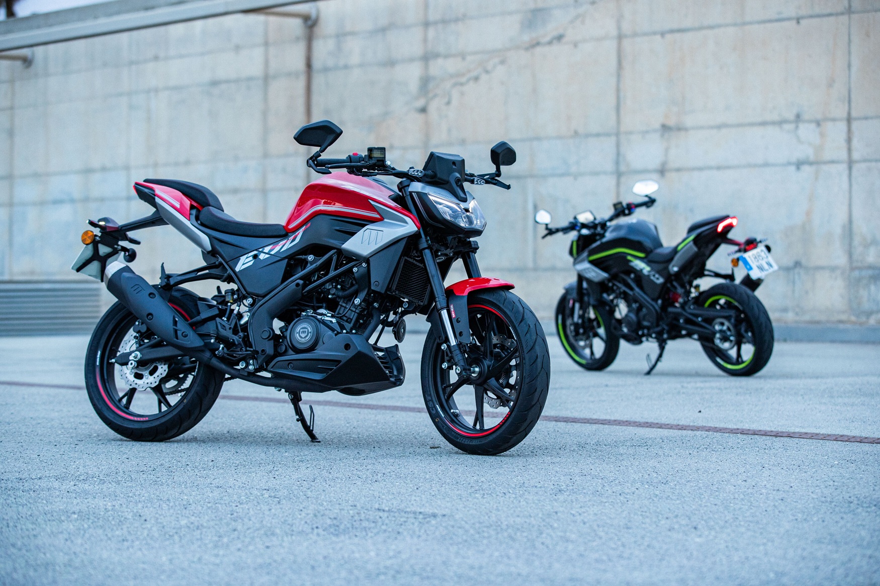 Macbor Shifter 125 Evo: el regreso de la marca al segmento street-naked con diseño propio