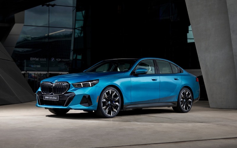 ¿Cuáles son los 5 autos de lujo del 2026 que valen cada dólar de lo que cuestan?
