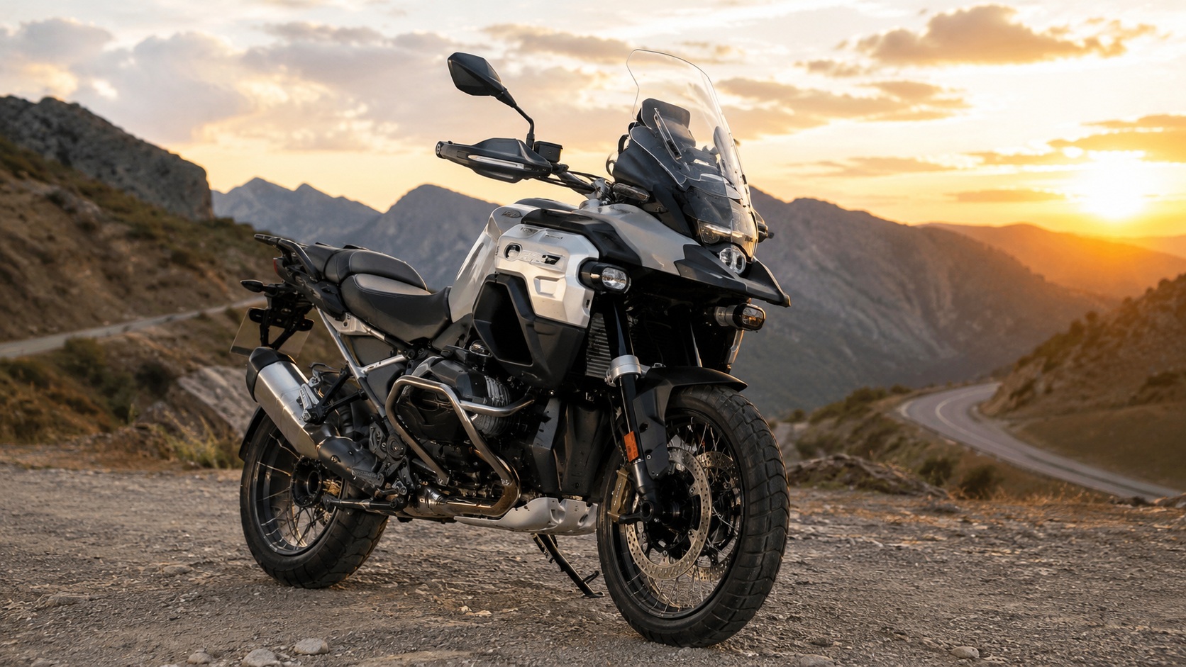 ¿Cuáles son las 5 motocicletas más cómodas para viajar largas distancias por carretera?