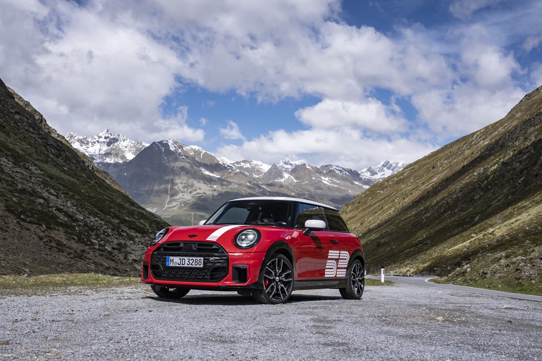 MINI 1965 Victory Edition: el espíritu ganador de Montecarlo regresa con una edición cargada de historia