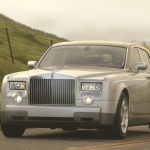 ¿Cuáles son los 5 autos que dominaron la música urbana y se volvieron símbolo de estatus?