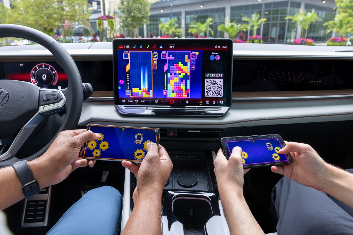 Volkswagen da a conocer el «AirConsole», un sistema de videojuegos integrado para ciertos modelos del 2027
