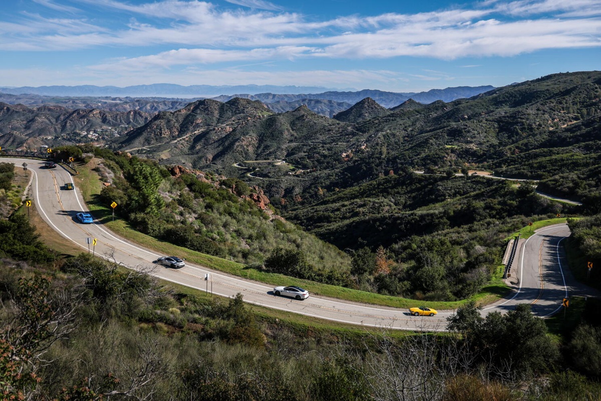 5 Carreras clandestinas que cambiaron para siempre las reglas de la industria automotriz